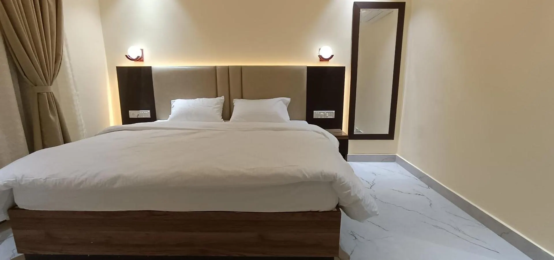 The Banaras Hotel Varanasi 4*,  India